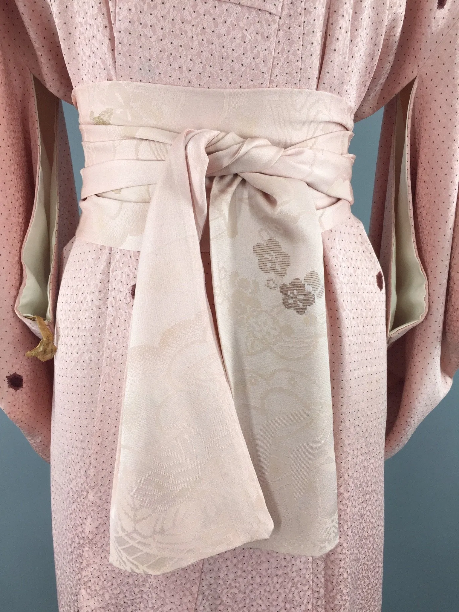 1950s Vintage Silk Kimono Robe with Pink Shibori Polka Dots