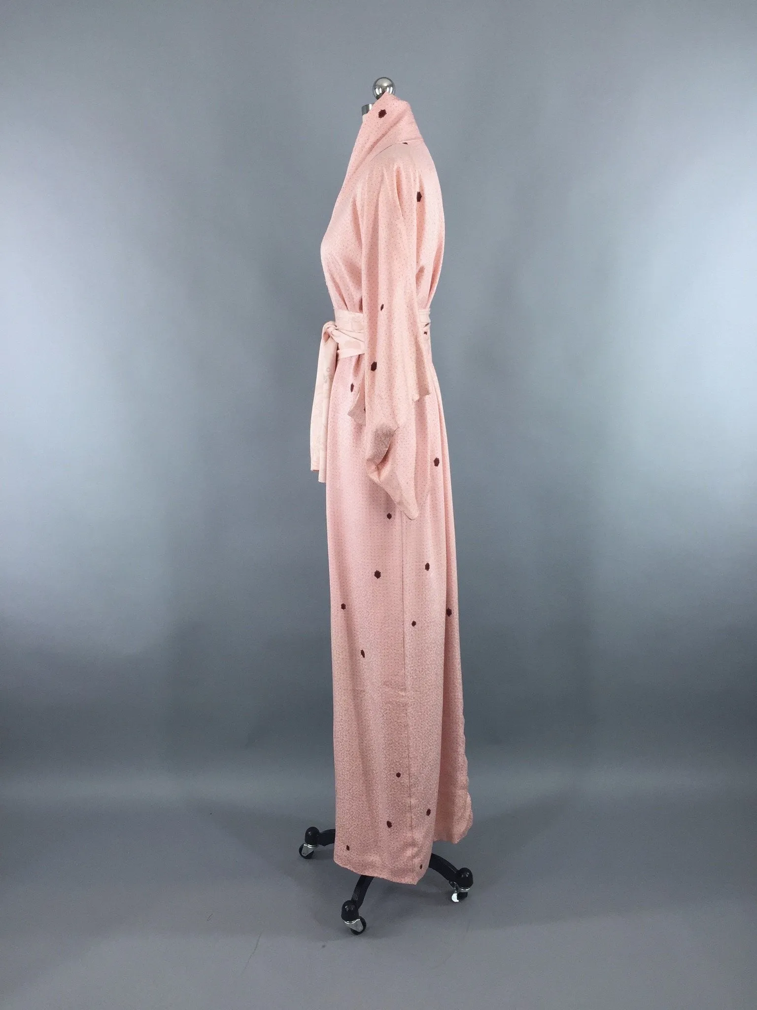 1950s Vintage Silk Kimono Robe with Pink Shibori Polka Dots