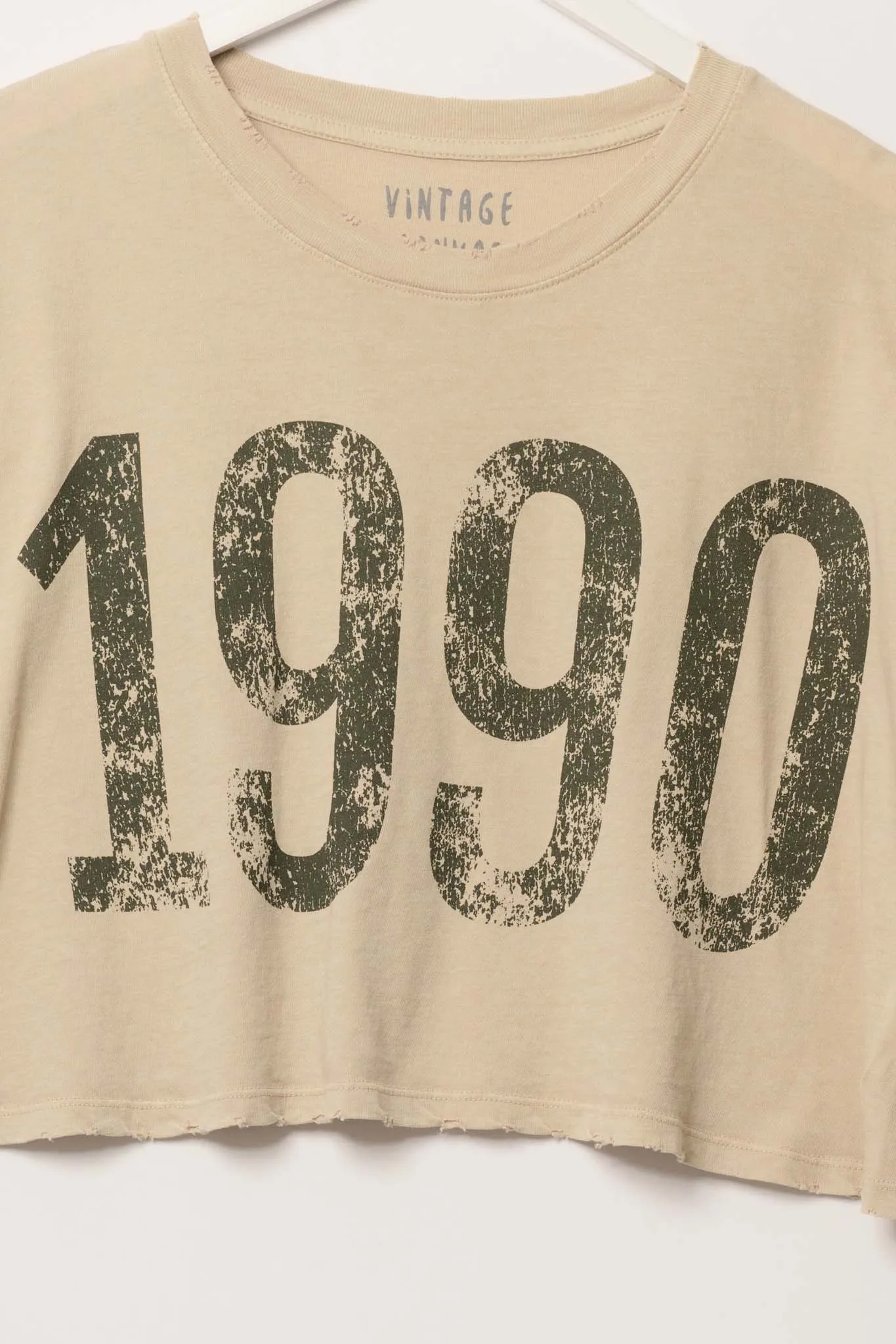 1990 Cropped Vintage-Print Graphic Tee