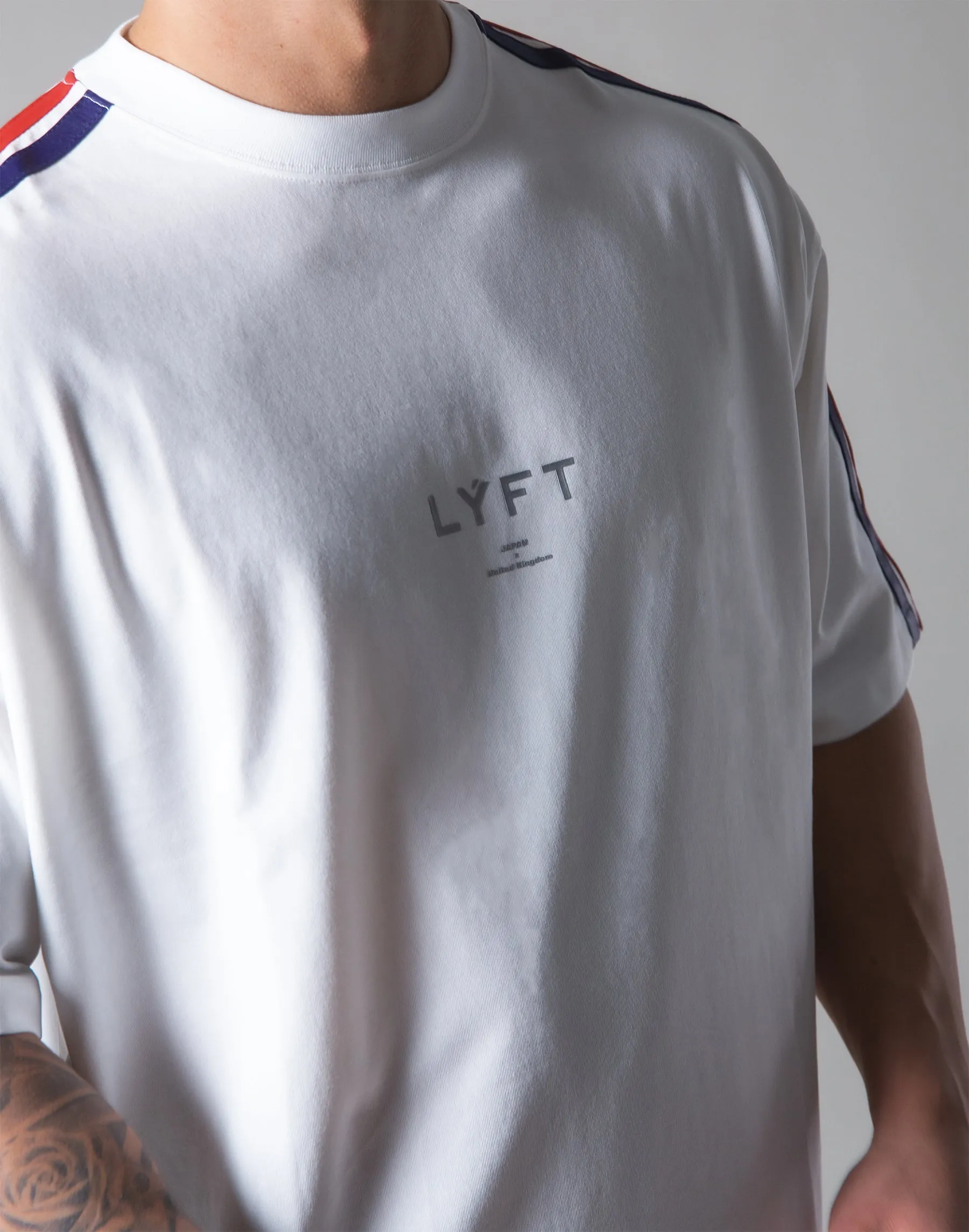 2 Line Big T-Shirt - White "Wide Body"