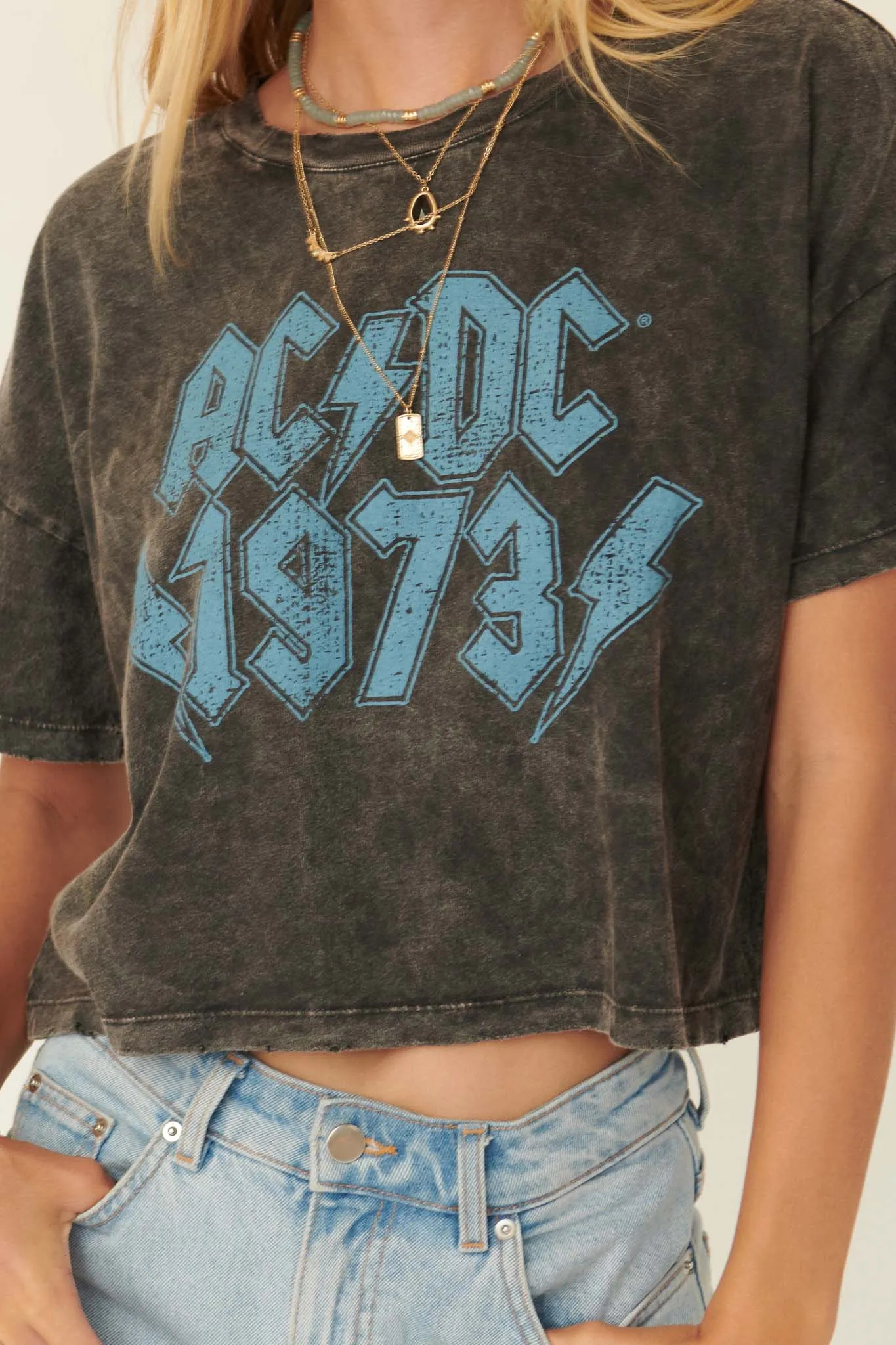 AC/DC 1973 Vintage-Wash Cropped Graphic Tee