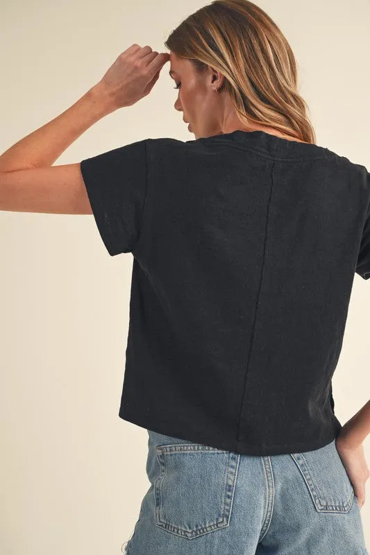 Aemi   Co Side Slit V-Neck Short Sleeve Cropped T-Shirt