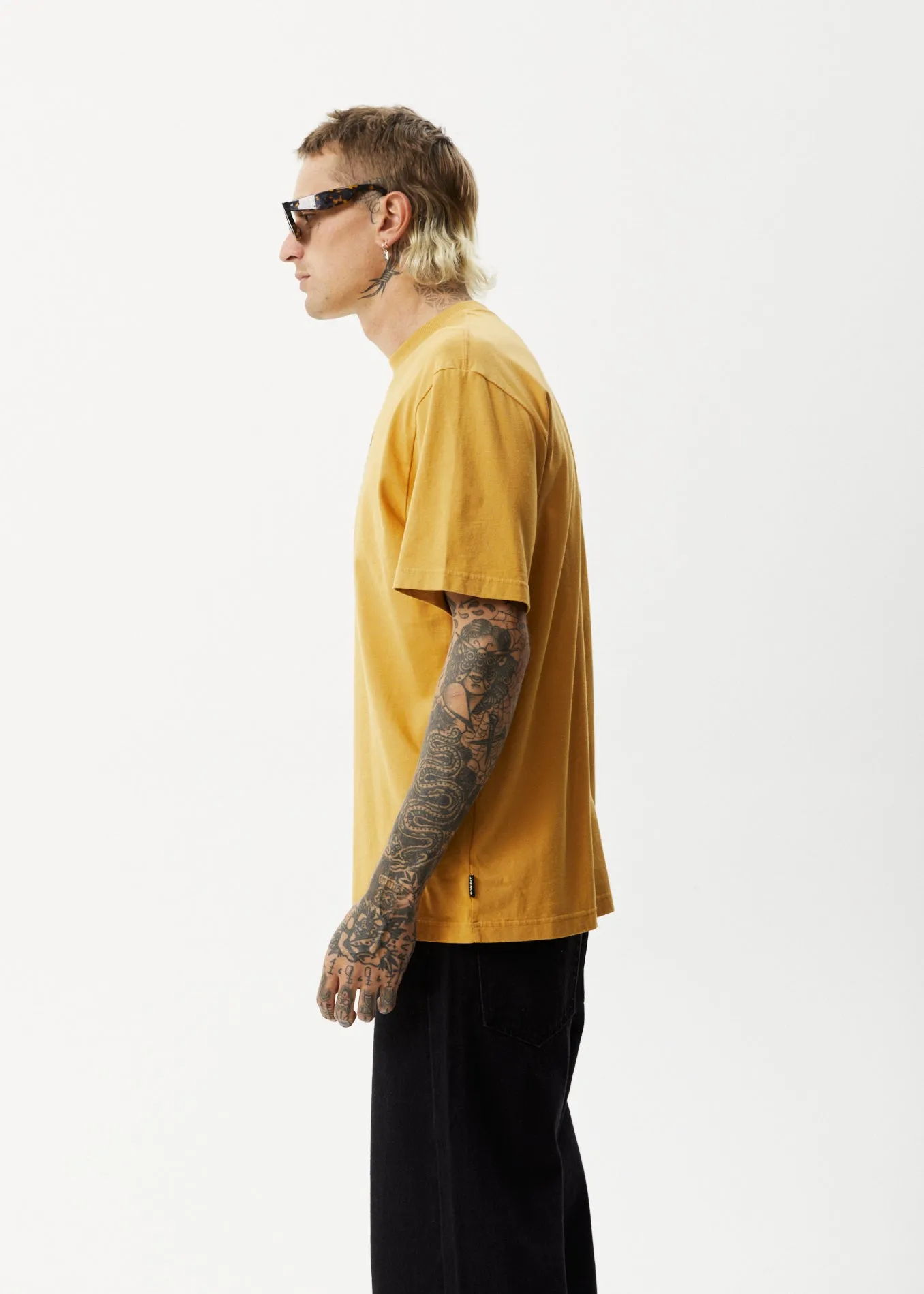 AFENDS Mens Universal - Retro Graphic T-Shirt - Mustard
