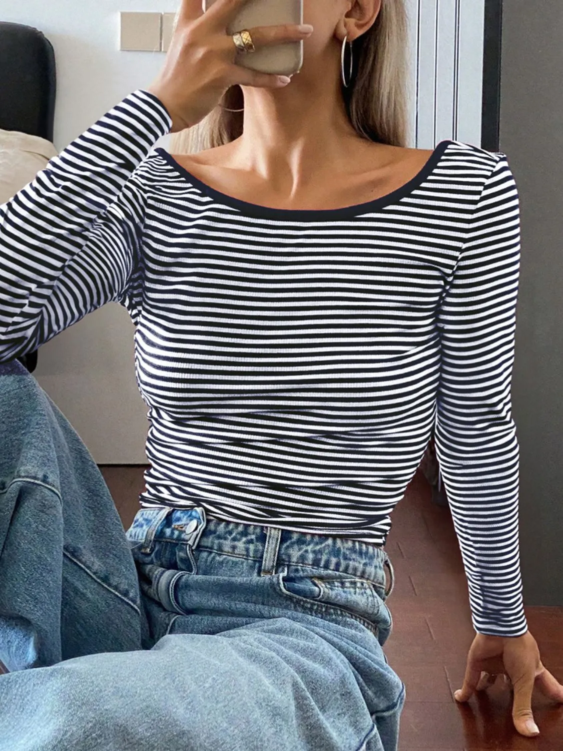 Backless Striped Boat Neck Long Sleeve T-Shirt