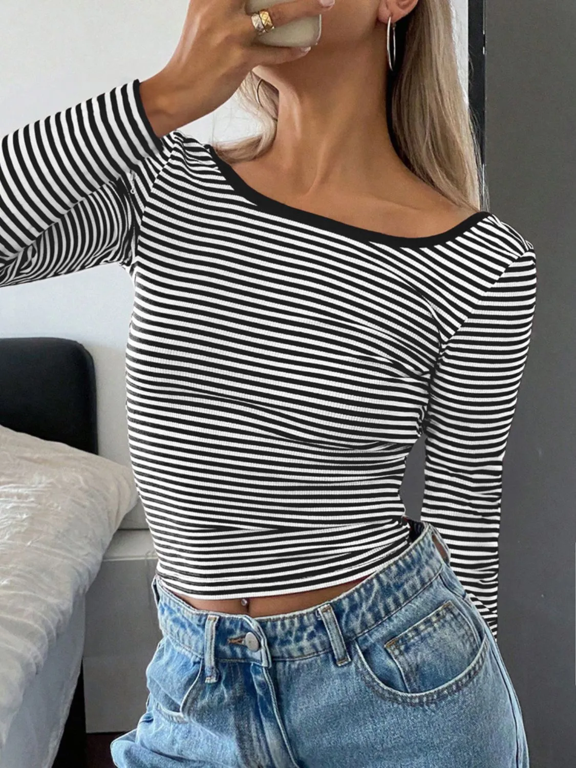 Backless Striped Boat Neck Long Sleeve T-Shirt