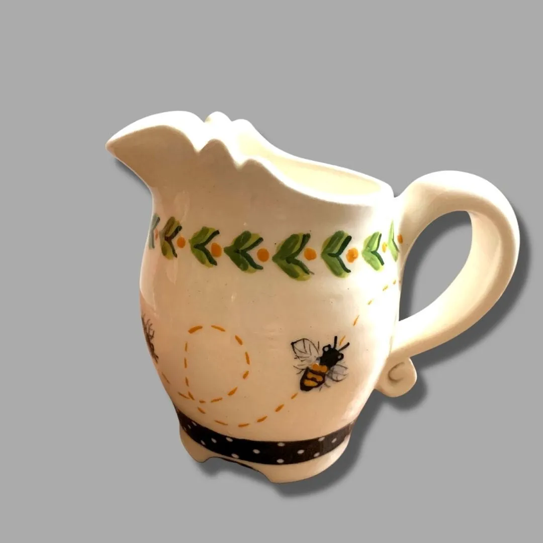 Bee- Creamer