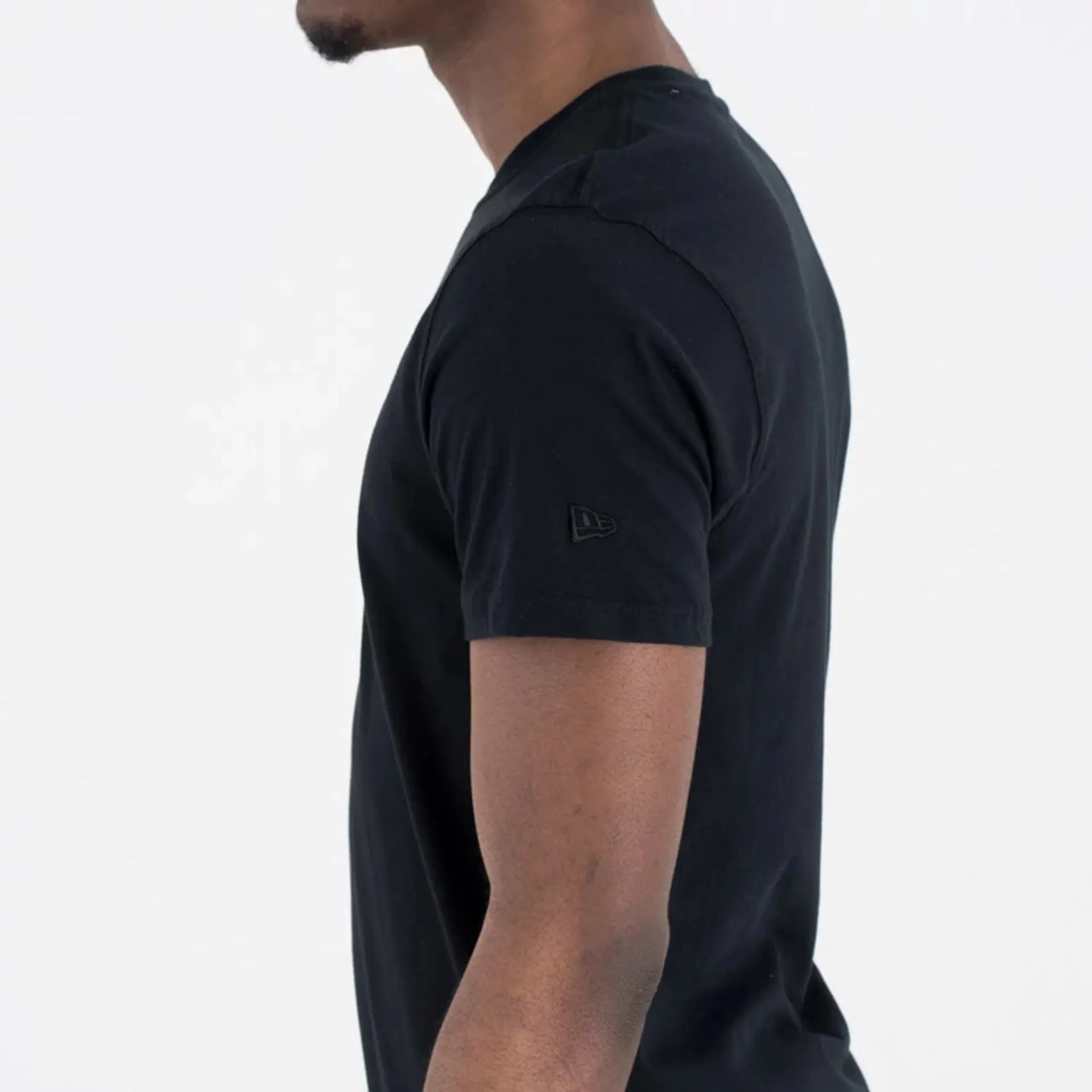 Chicago Bulls NBA Regular Black On Black T-Shirt