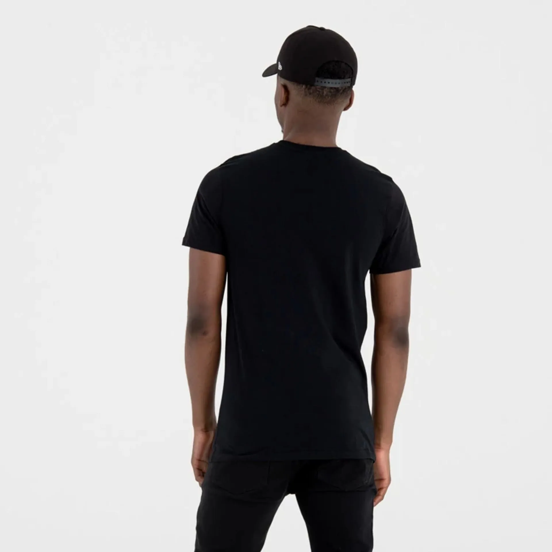 Chicago Bulls NBA Regular Black On Black T-Shirt