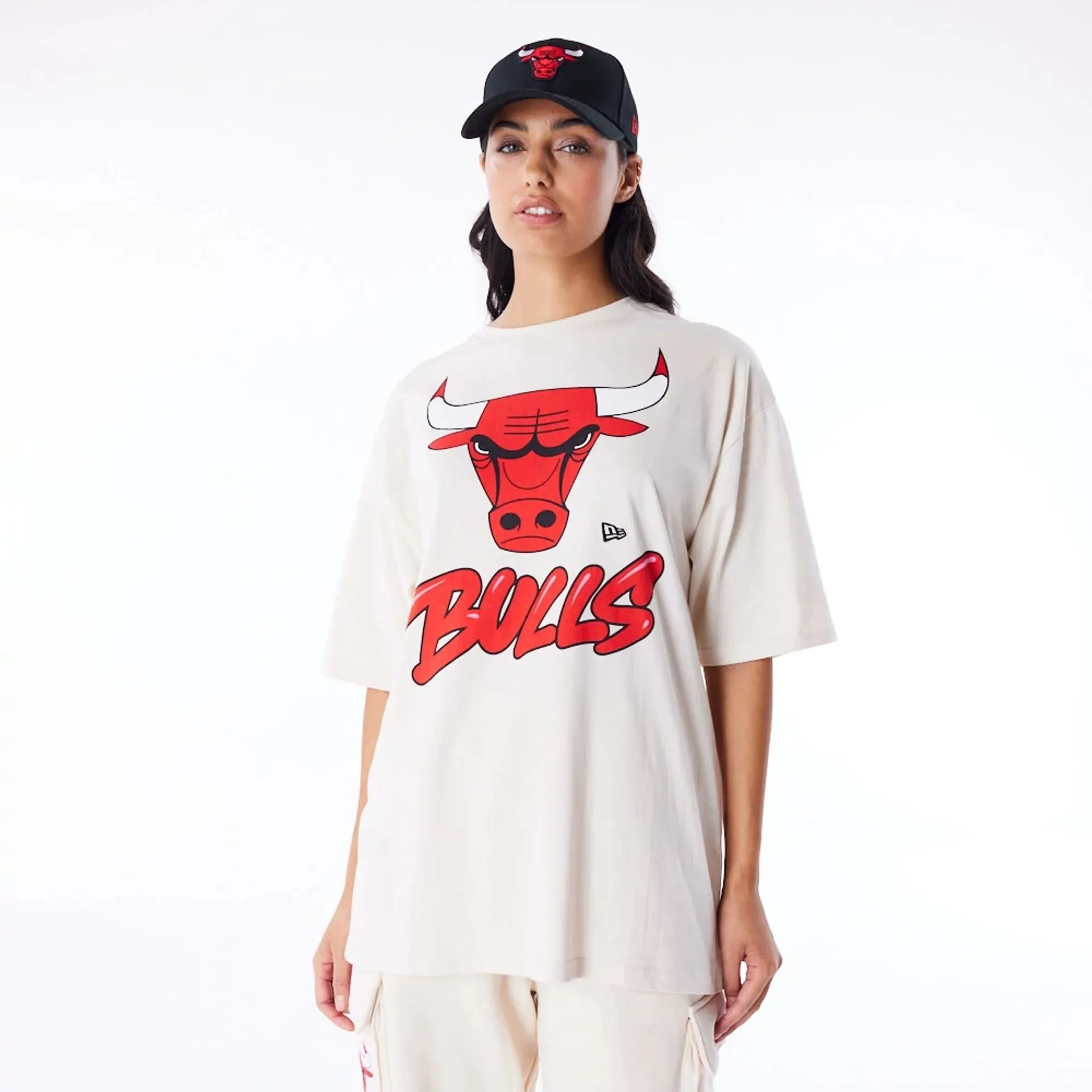 Chicago Bulls NBA Wordmark Stone Oversized T-Shirt