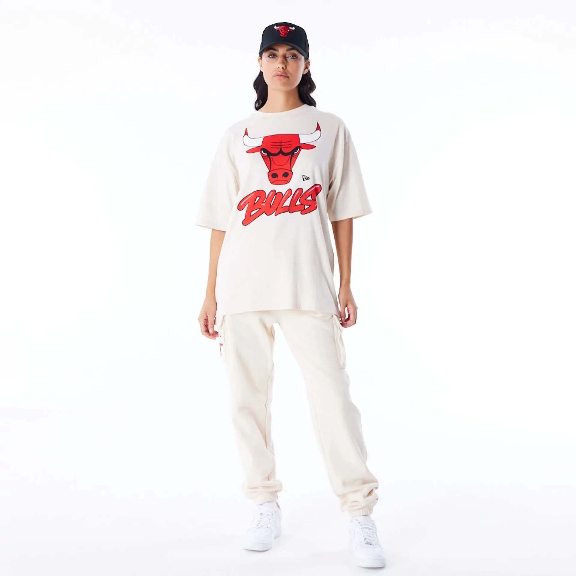 Chicago Bulls NBA Wordmark Stone Oversized T-Shirt