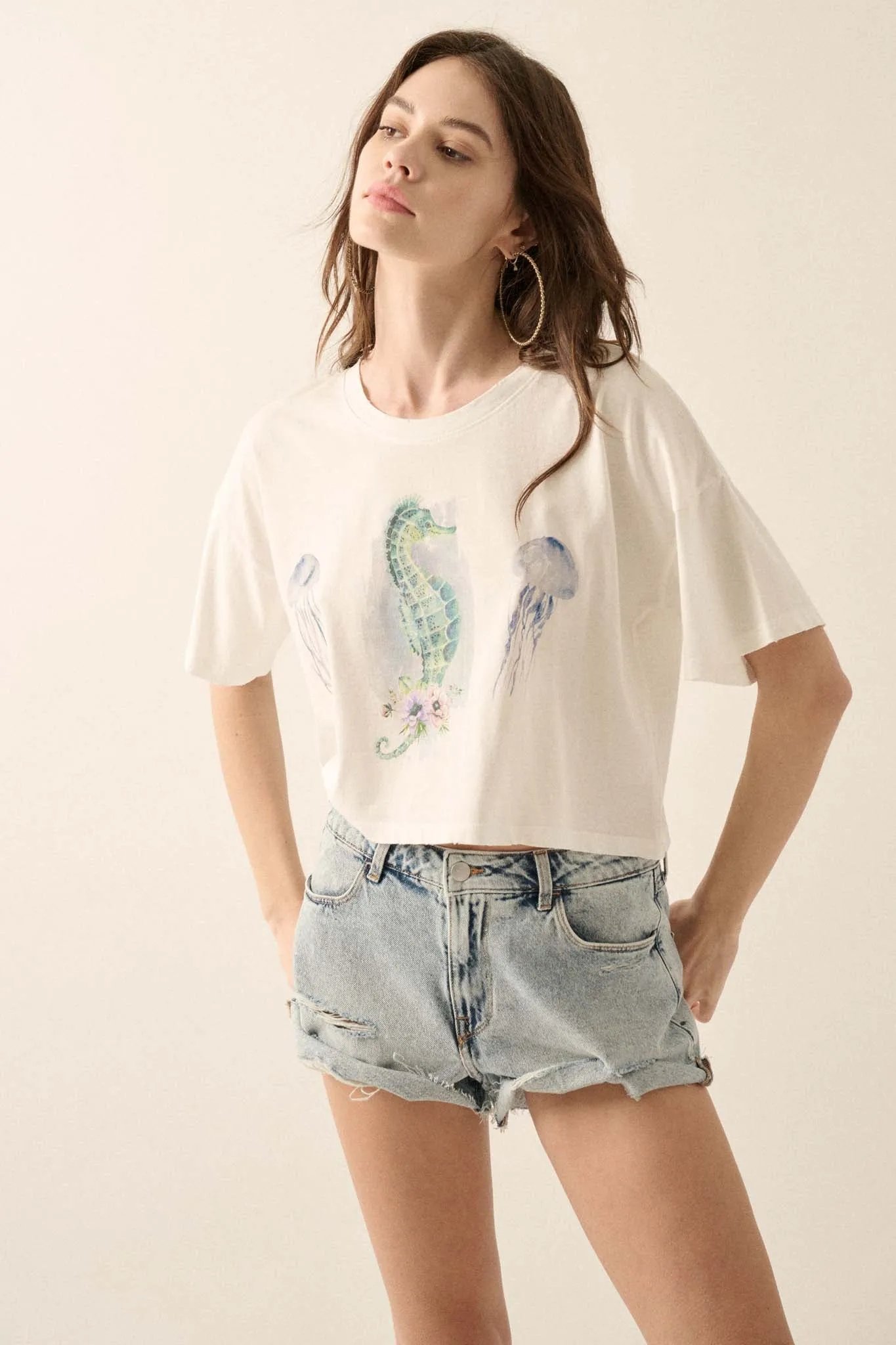 Enchanted Cove Cropped Seahorse Graphic Tee