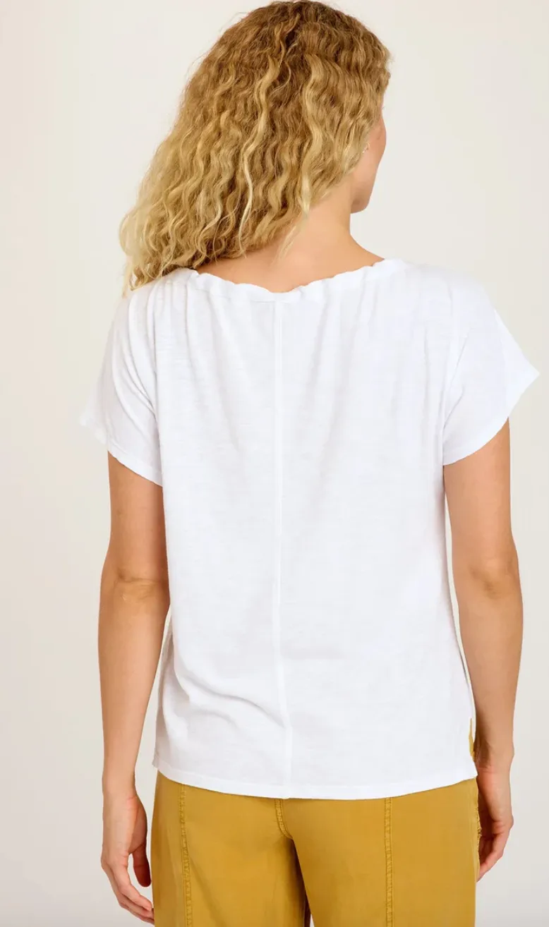 Exelda Tee
