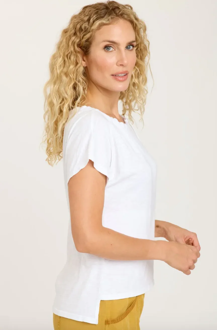 Exelda Tee