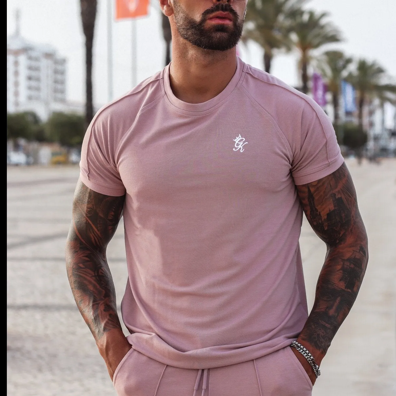 Gym King Signature T-Shirt - Dusky Pink