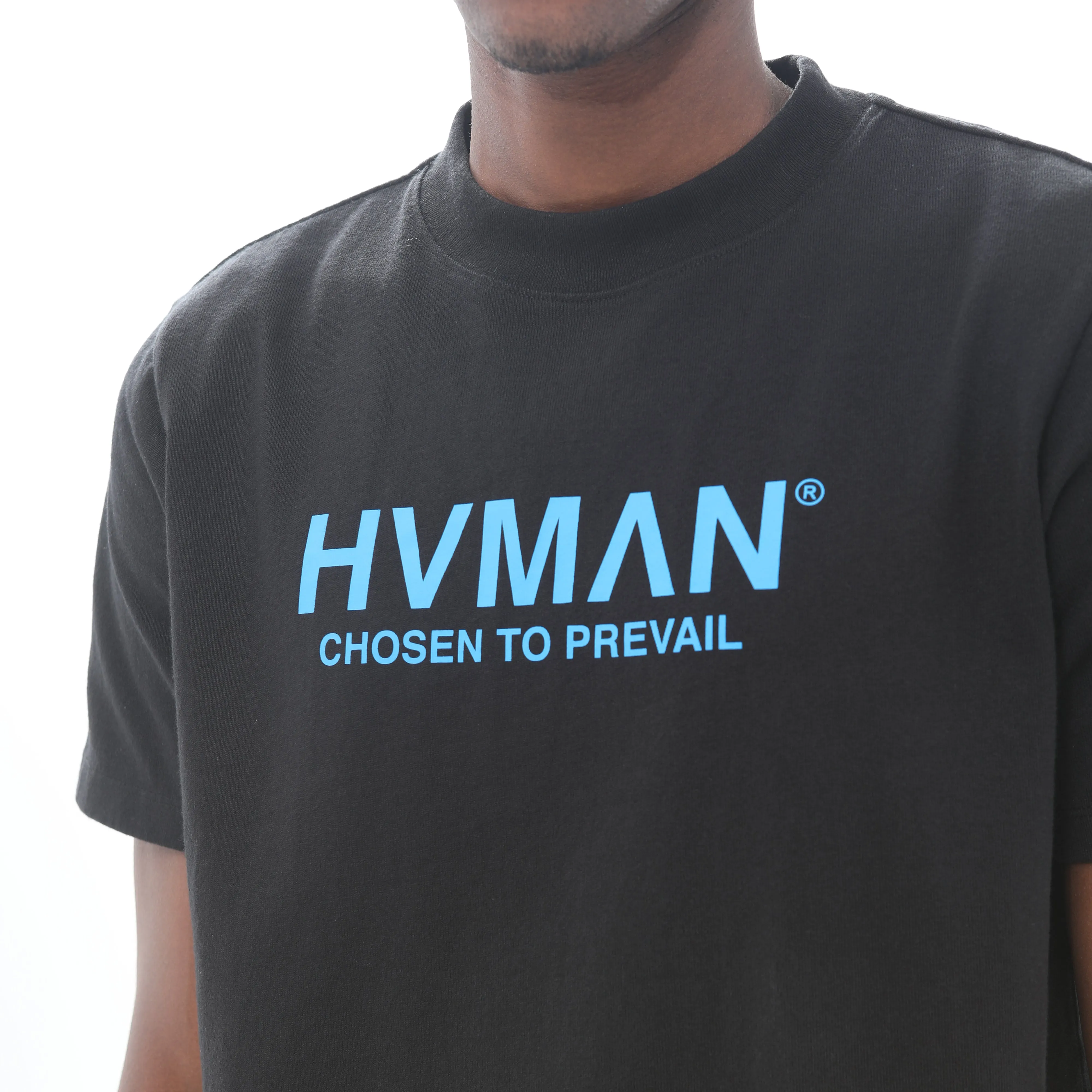 HVMAN BASIC LOGO TEE IN BLACK
