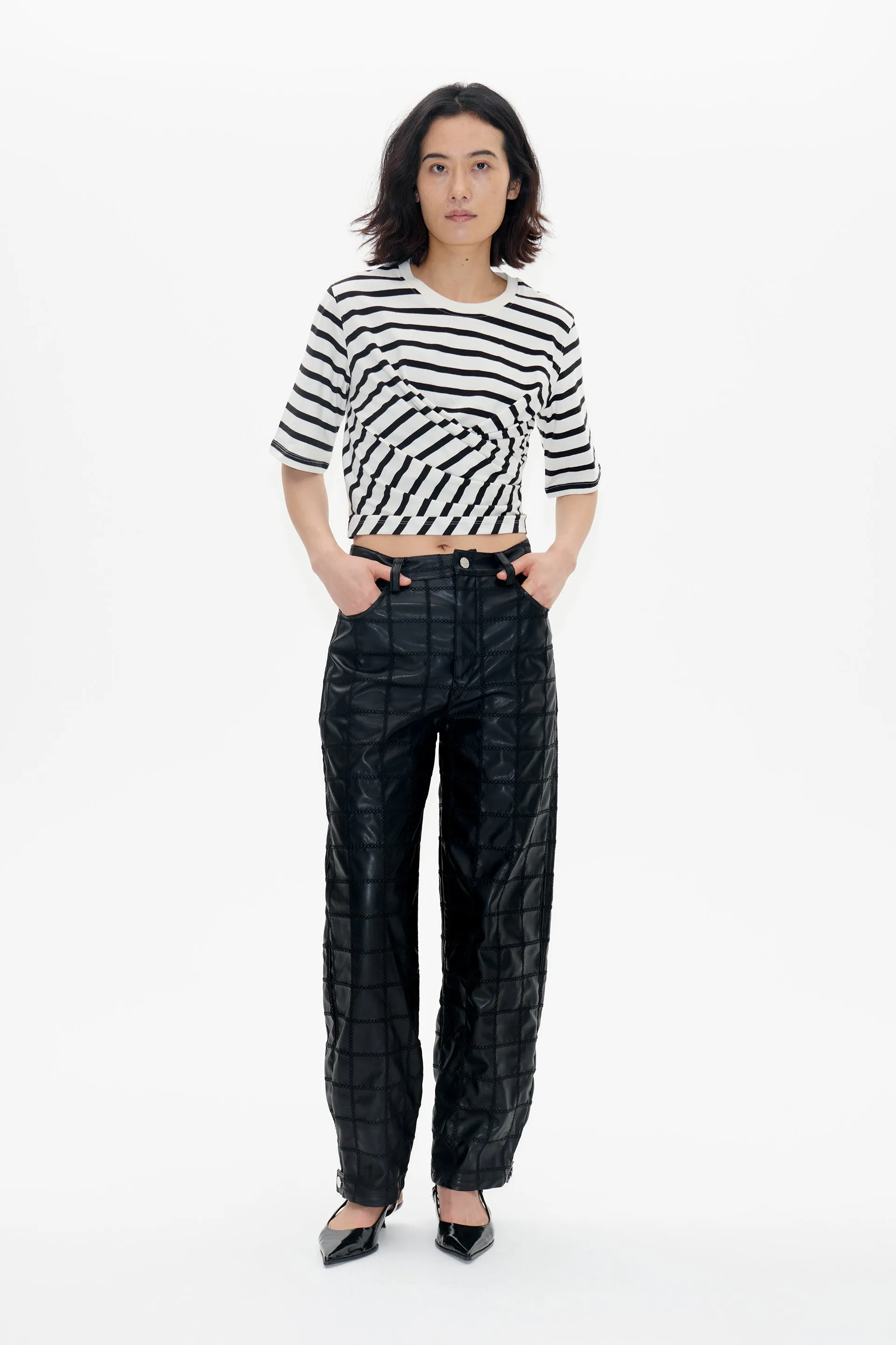 JALYA | Black Whisper Stripe