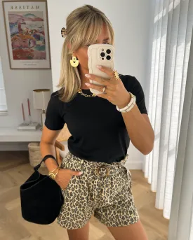 JANE - Basic T-Shirt in Black