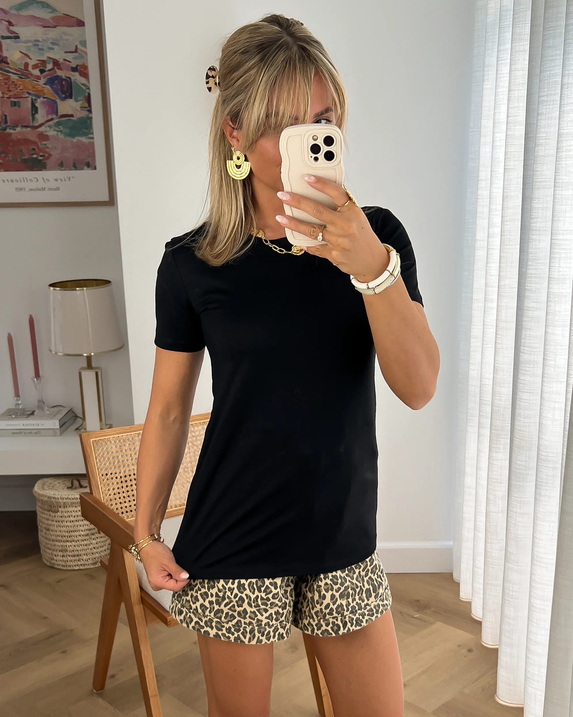 JANE - Basic T-Shirt in Black
