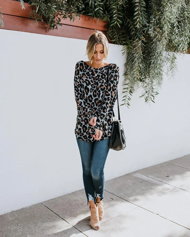 Leopard Printed Long Sleeves Backless T-shirt Top
