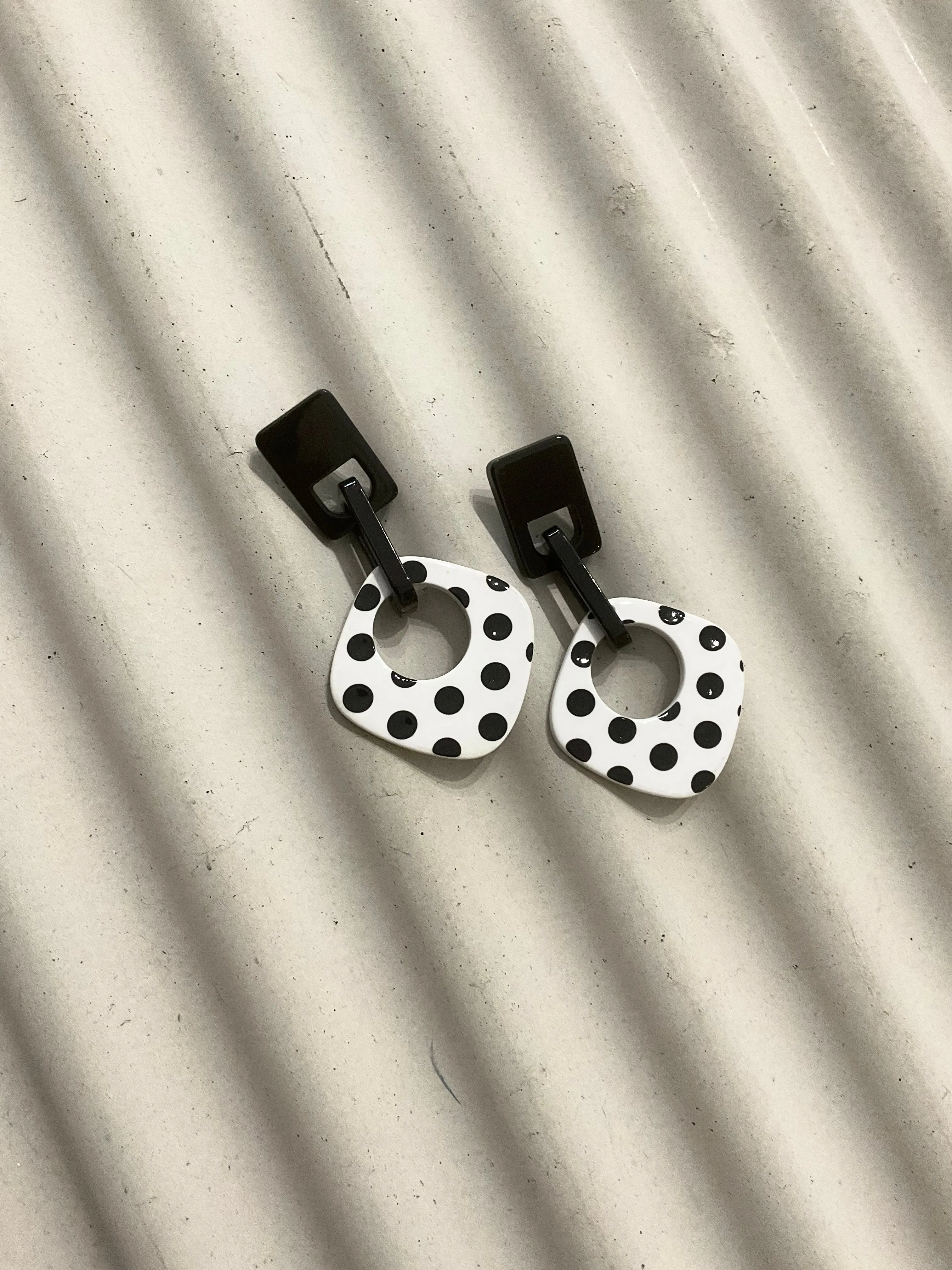 Polka Dot Earrings (2 colours)