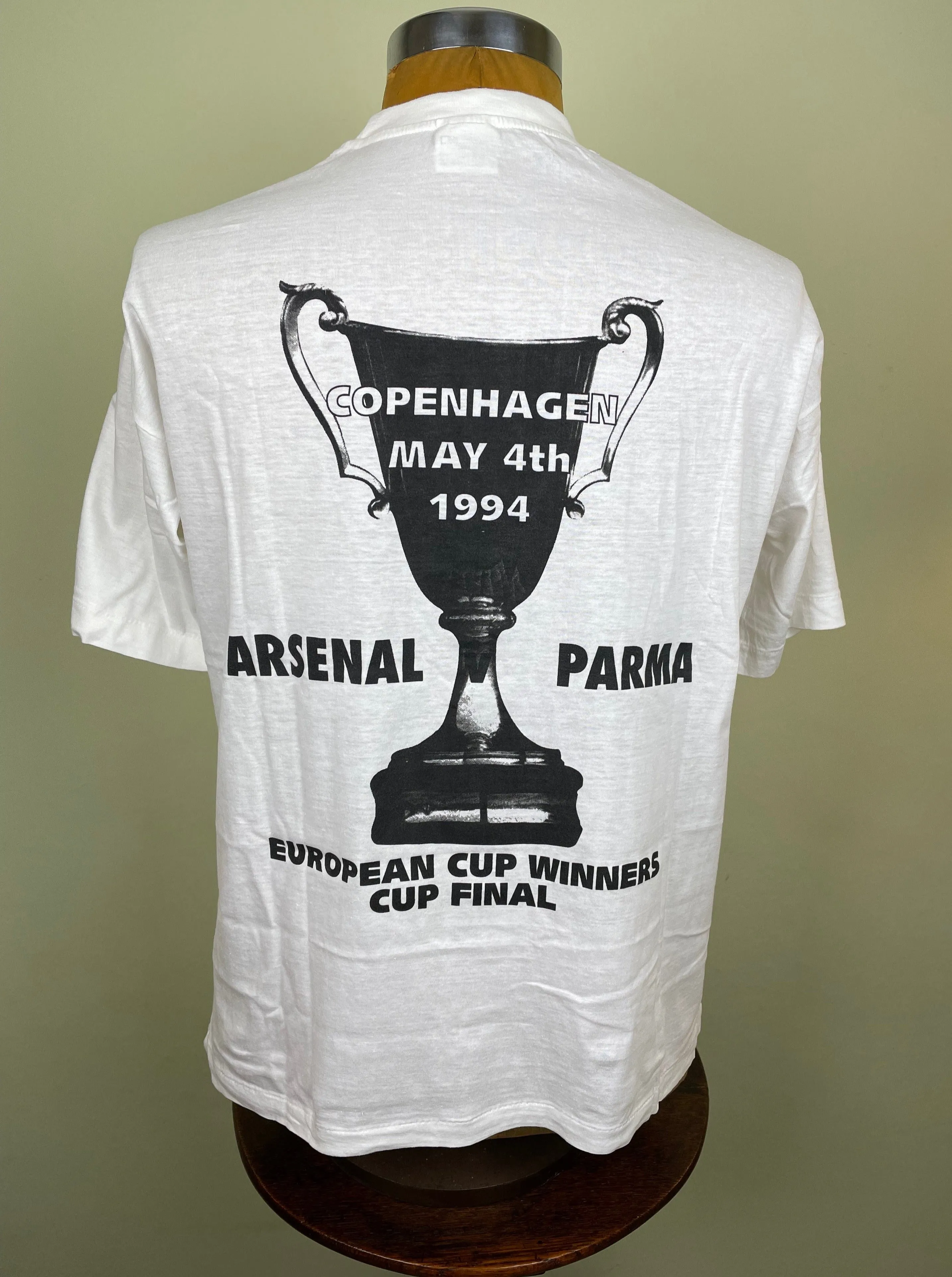 1994 Arsenal vs Parma Cup Winners Cup Final Bootleg T-Shirt – Vintage Graphic Tee for Football Fans