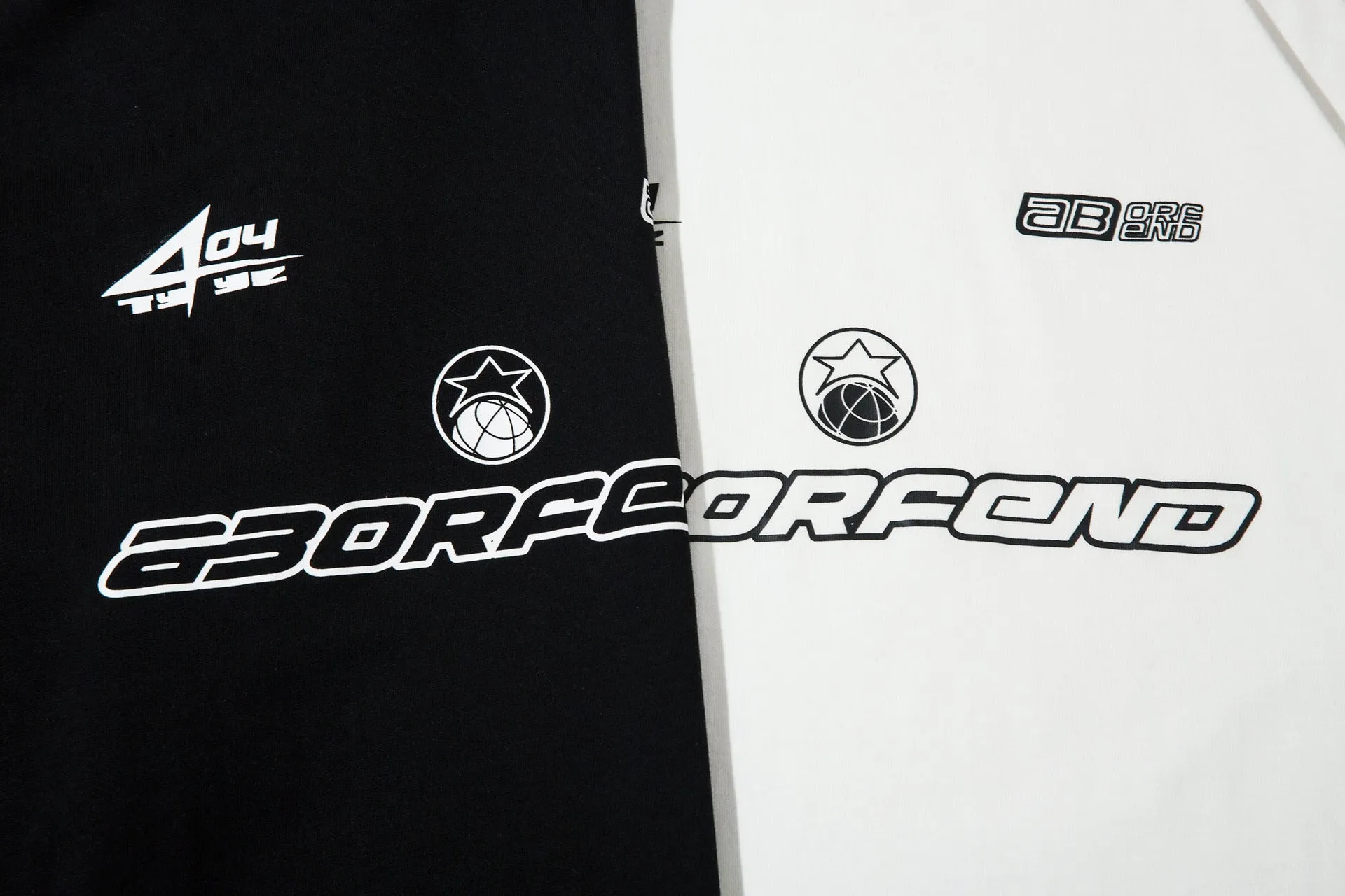 Mens Oversized Varsity Racing Graphic T-Shirt - Comfortable Casual Tee for Sports Enthusiasts